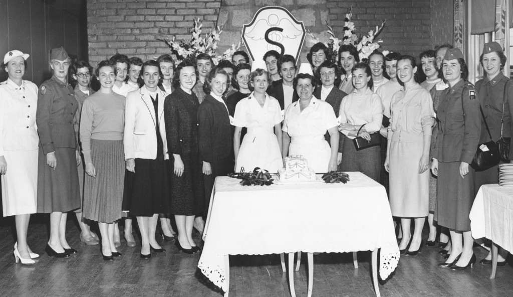 BBSPE physical therapy students tour Murphy Army Hospital, 1957